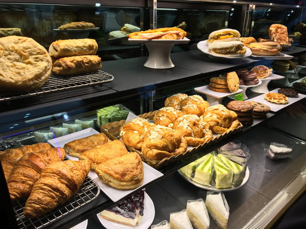 Are Starbucks Egg Bites Keto? Unveiling the Low-Carb Truth! 4 Baked goods and desserts at Starbucks