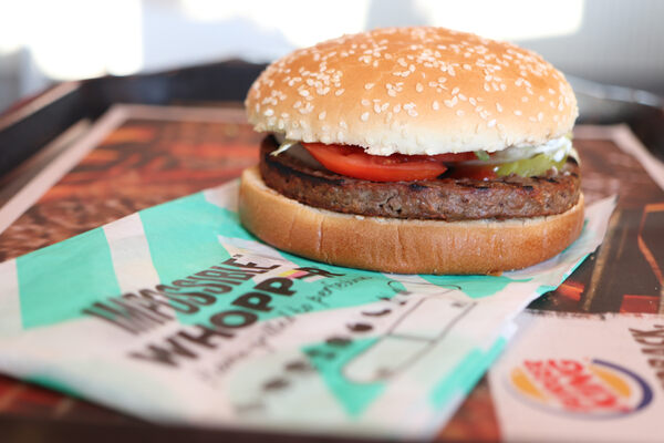 Whopper Jr Calories: Eat Smarter and Satisfy Your Craving 6 Burger King Impossible Whopper meatless burger
