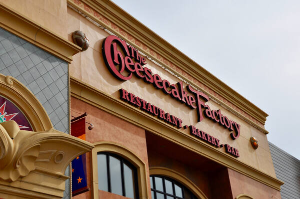 Cheesecake Factory Keto Menu: Indulge Without the Guilt 7 The exterior of a Cheesecake Factory restaurant