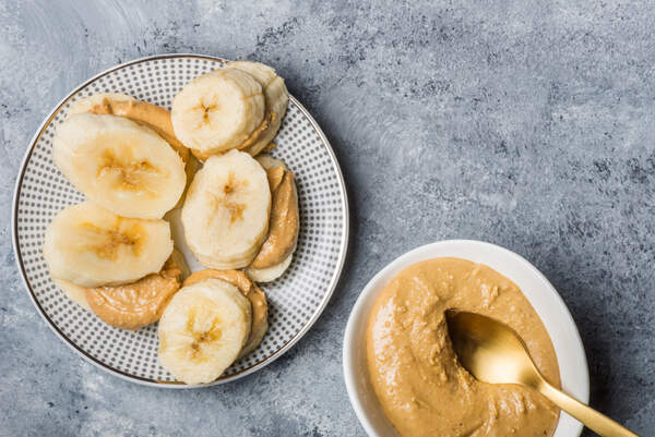 American Dream Nut Butter: Guilt-Free Gourmet Spreads Await 6 Cashew butter with banana slices