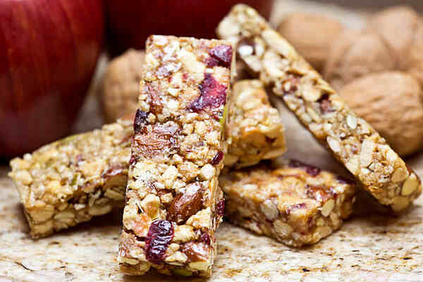 Protein Bars for Weight Loss: Unleash Your Slimming Power 8 Protein bars with nuts and fruits