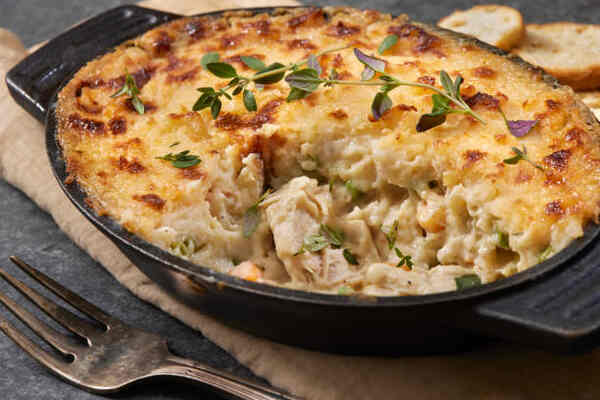 Potato and Chicken Casserole Recipe: A Hearty Comfort Food 3 Creamy chicken casserole topped with cheese and herbs
