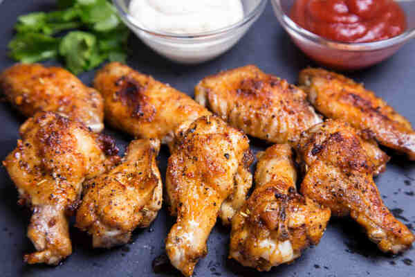 Calories in Chicken Wings: Crack the Code to Smart Snacking 4 Calories in chicken wings: roasted BBQ chicken with ketchup and mayo dips