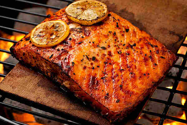 CPK Keto Menu: How to Enjoy Pizza on a Low-Carb Diet 5 Cedar planked salmon with lemon slices