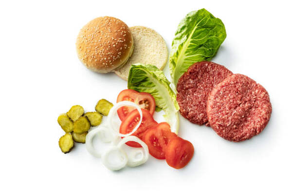 Easy Cheeseburger Salad Recipe for Quick, Tasty Meals 5 Hamburger ingredients with buns