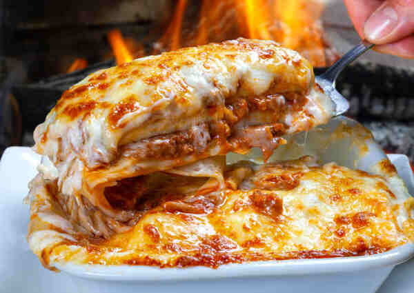 Easy Keto Lasagna: A Delicious Low-Carb Dinner Recipe 12 Freshly baked lasagna in a dish