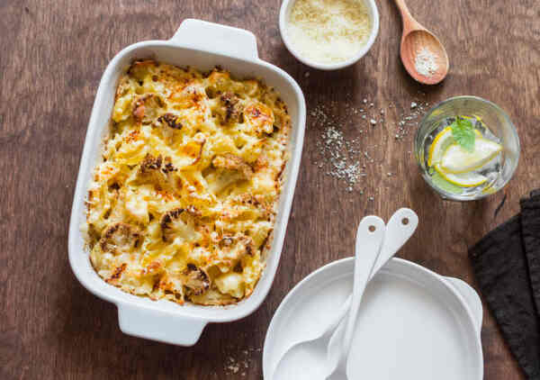 Keto Cauliflower Mac and Cheese: Low-Carb Comfort Food 2 Mac and cheese cauliflower in a baking dish