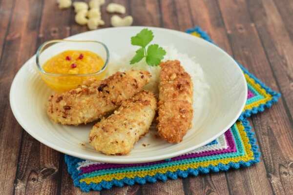 How to Cook Chicken Tenderloins: Easy and Tasty Recipe 2 Breaded and baked chicken tenders with garlic sauce