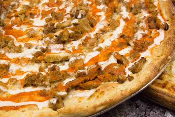 Easy Buffalo Chicken Pizza Recipe for Game Day Fun! 6 Homemade buffalo chicken pizza