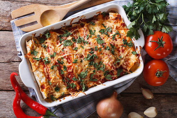 Delicious BBQ Chicken Casserole Recipe for Family Dinners 8 Baked Mexican chicken enchilada casserole with ingredients