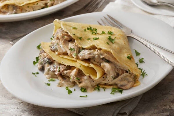 Easy Low-Carb Crepes Recipe with Just 4 Ingredients 10 Savory crepes with creamy garlic chicken and mushrooms