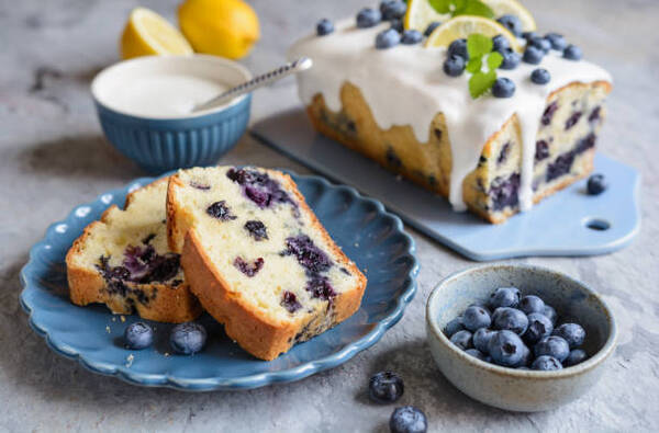 Easy Keto Lemon Blueberry Bread Recipe for a Sweet Treat 5 Fresh lemon blueberry loaf with sweet lemon glaze and fresh blueberries